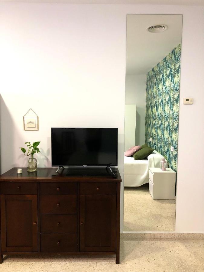 Apartamento Con Piscina En Ciudad Jardin Málaga Dış mekan fotoğraf